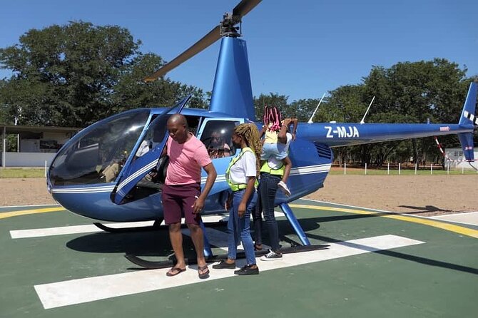 13-15 minutes Private Short Helicopter Flight - Seeing Victoria Falls as one great sweep