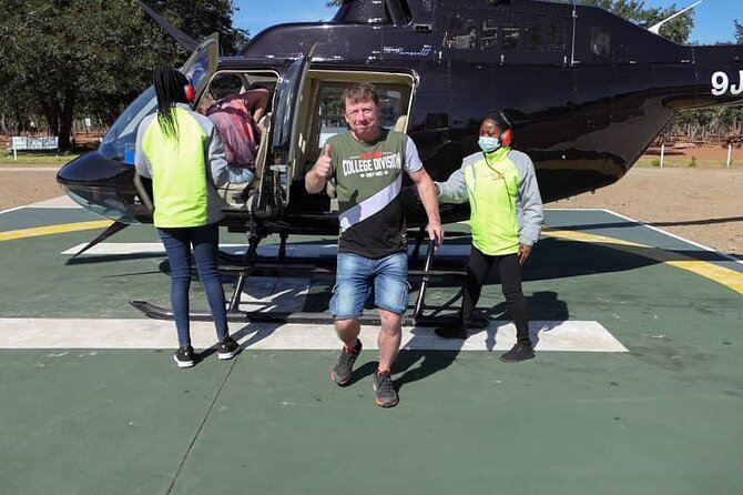 13-15 minutes Private Short Helicopter Flight - Friendly service from African Phoenix Tours and Safaris