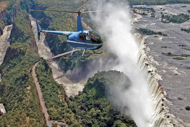 13-15 minutes Private Short Helicopter Flight - Who will get the most from this flight?