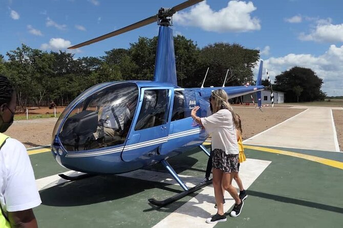 13-15 minutes Private Short Helicopter Flight - Why the private setup matters