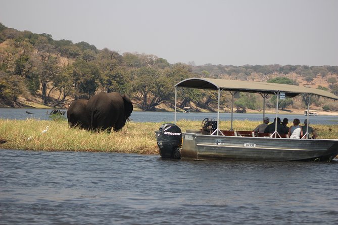 5-DAY Victoria Falls and Chobe National Park - Lodging, transport, and group size