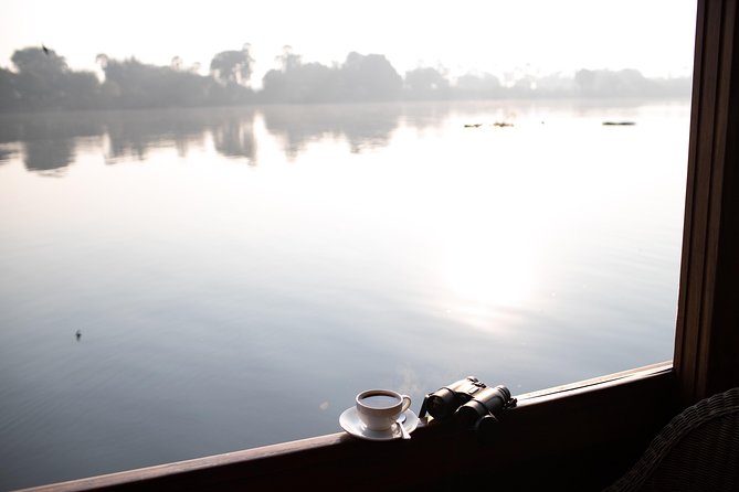 Birdwatching Cruise in Zambezi River with Breakfast - How this compares with a sunset cruise