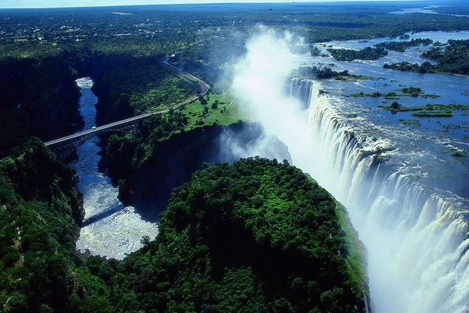 Boma Dinner & The Drum Show Experience - What happens at Victoria Falls Safaris