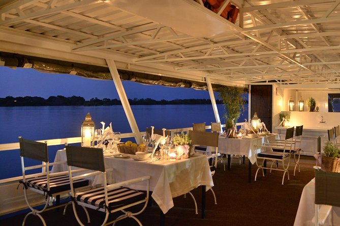 Dinner Cruise on the Zambezi River, Victoria Falls - A crew that shapes the mood