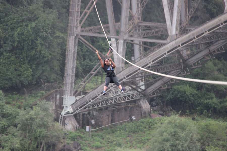 From Victoria Falls: Zip Line from the Victoria Falls Bridge - The small details that can make the day easier