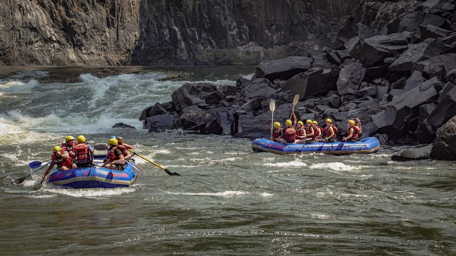 Full Day White Water Rafting Tour - From pickup to the river
