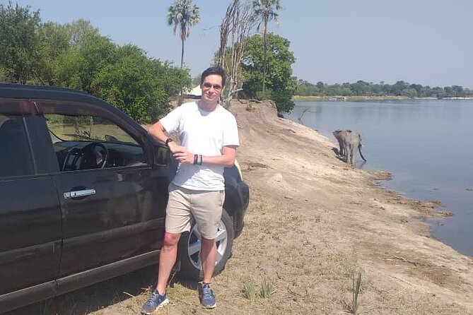 Game Drives in the Zambezi National Park - Reading the park with your guide