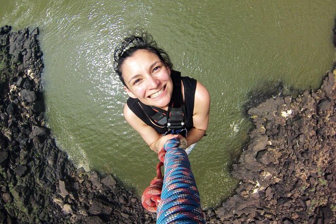 Gorge Swing (Zimbabwe) - Arriving at Victoria Falls Bridge