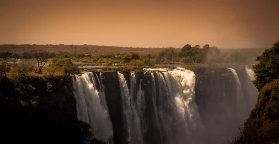 Guided Scenic Tour Of The Victoria Falls – Experience Nature - What the $35 price really includes