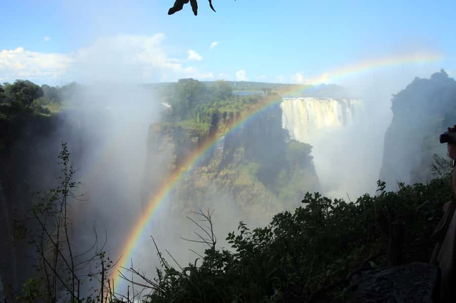 GUIDED TOUR OF THE VICTORIA FALLS ON THE ZAMBIAN SIDE - Water, snacks, and the $75 price
