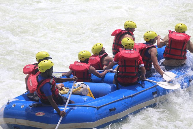 Half Day Zambezi Whitewater Rafting - Why the Zambezi rafting route is so special