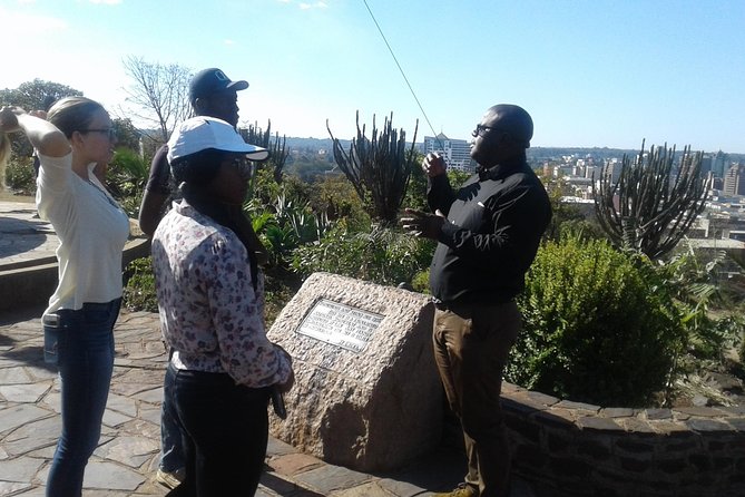 Harare City Tour & Zimbabwe Highlights - Epworth’s Balancing Rocks and the money rock