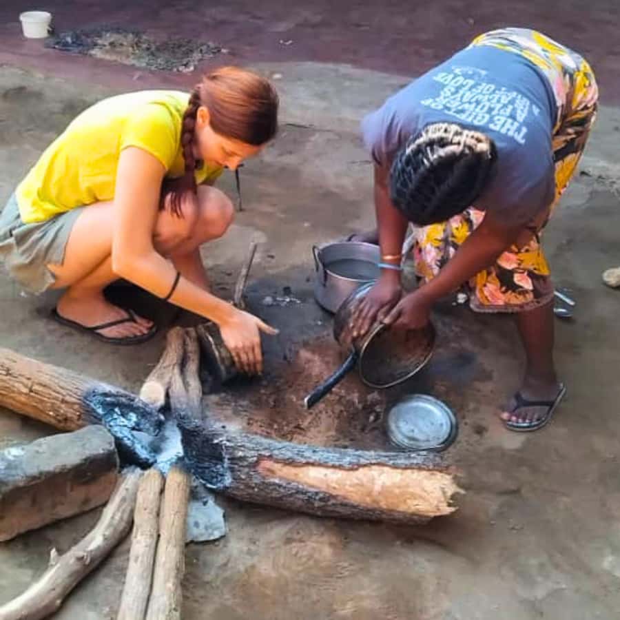 Livingstone: Amazing Traditional Village & Dance Culture - A handmade local lunch with the family