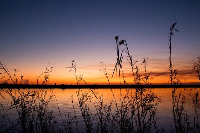 Luxury Sunset River Cruise on the Zambezi - Sunset is the main event