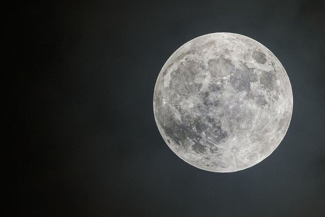 Stargazing and Moonlight Experience - Should you book the Victoria Falls stargazing experience?