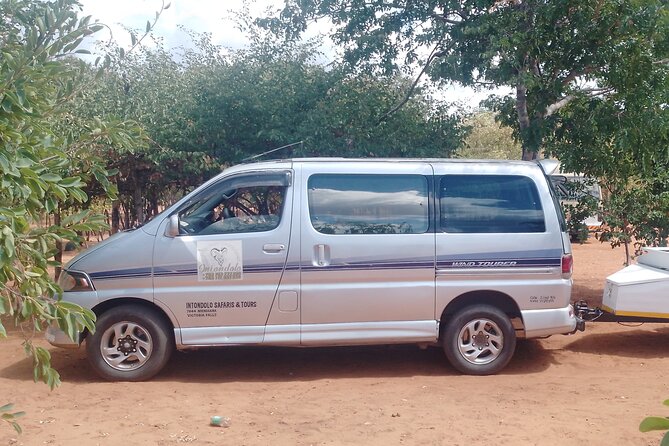 VFA Victoria Falls Airport One Way Transfers - The 25-minute ride into Victoria Falls