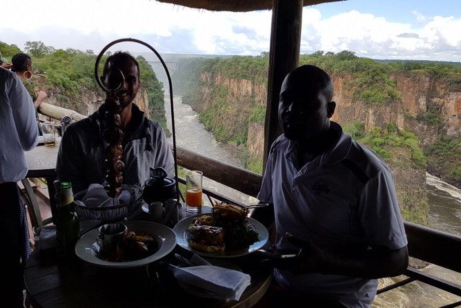 Victoria falls Day Trip in Zimbabwe from Livingstone (Zambia) - Why the Zimbabwe side makes a worthwhile day trip