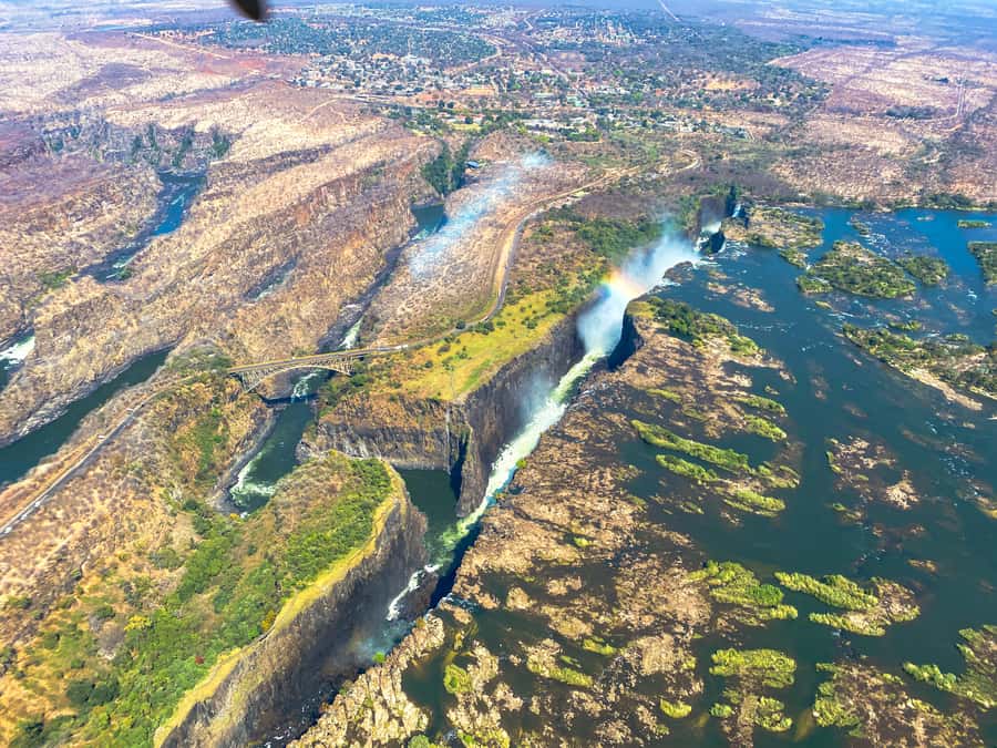 Victoria Falls:Explore the Zambezi Helicopter Experience - Who will enjoy this flight most?