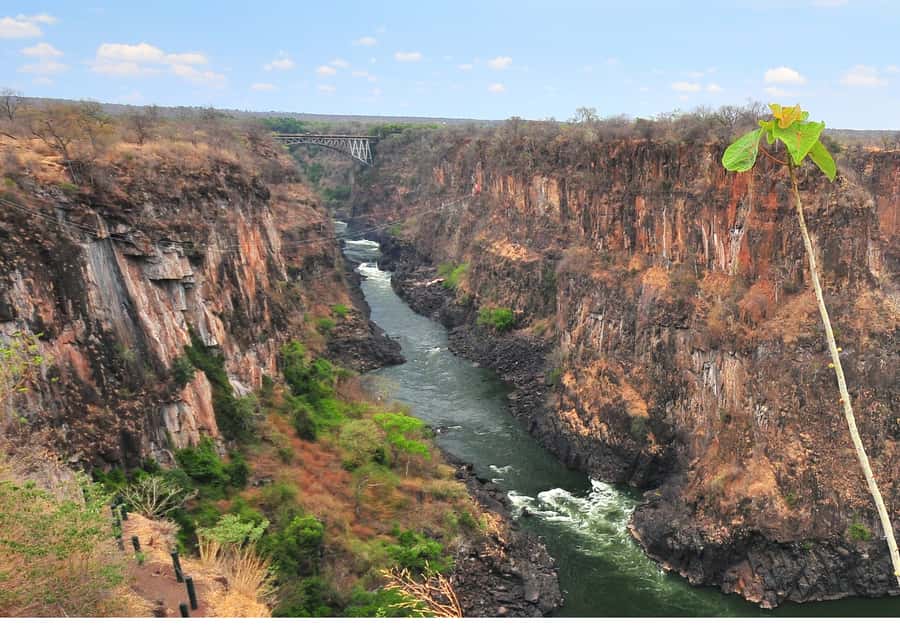 Victoria Falls Gorge Hike & Farm to Table Village Lunch - Why Batoka Gorge feels different from Victoria Falls
