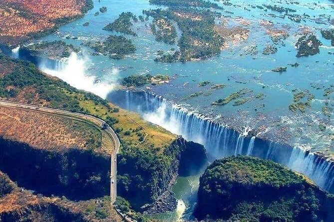 Victoria Falls Helicopter Tour with Guide - The short ride to the Zambezi National Park helipad
