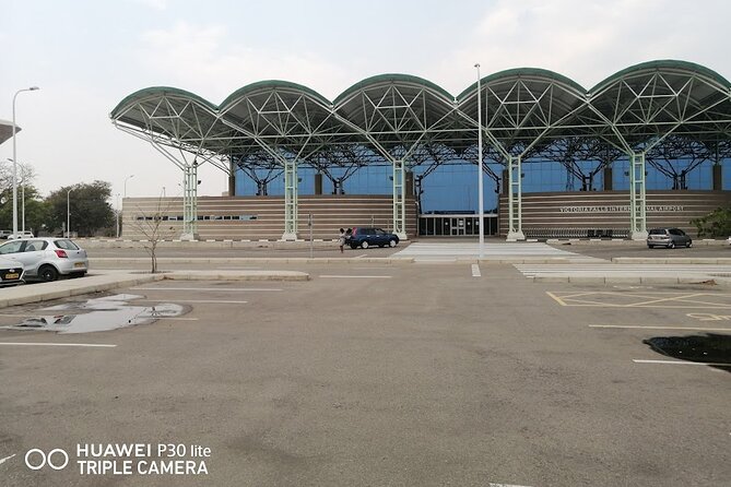 Victoria Falls International Airport Transfers - Booking details worth checking