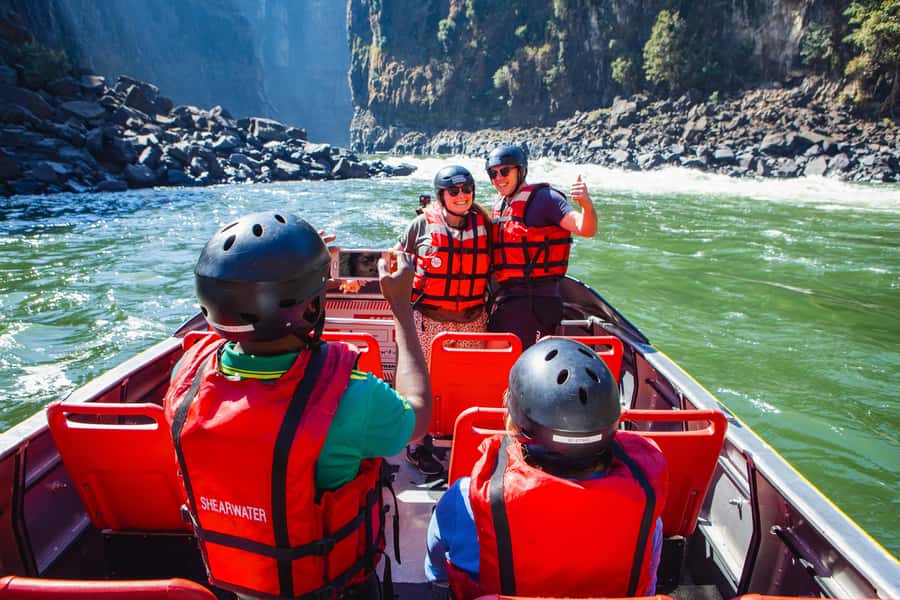 Victoria Falls: Jetboat Adventure Experience - Key points to know before you book