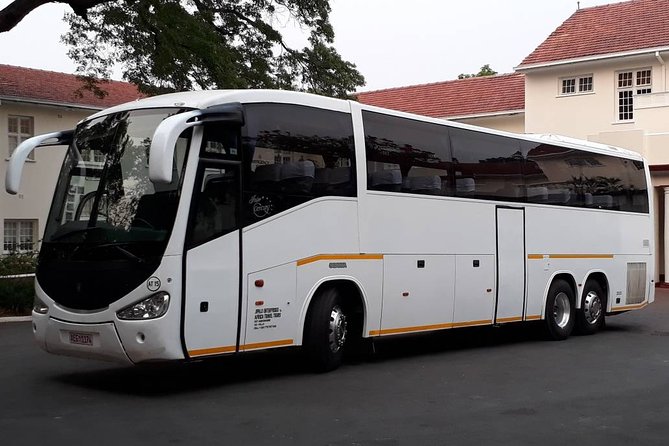 Victoria Falls PRIVATE Airport Transfers - Meeting your driver at Victoria Falls Airport