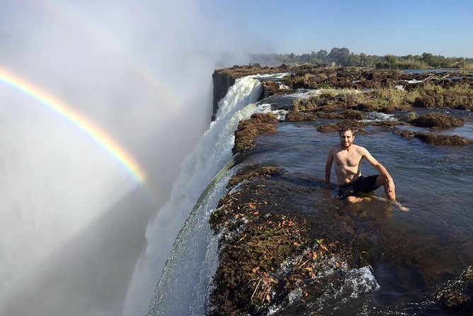 Victoria Falls Private Guided Tour - Why a private guide changes the visit