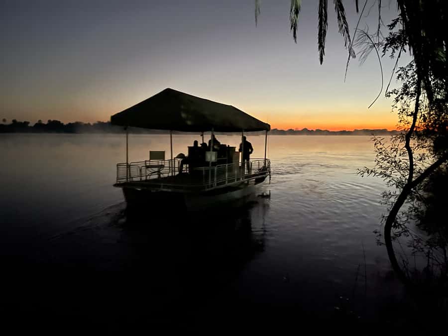 Victoria Falls: Private Sunrise Cruise with Breakfast - What the private format is worth