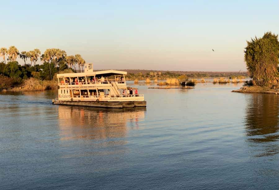 Victoria Falls Scenic Guided Tour with Sunset Boat Cruise - Walking all 16 Victoria Falls viewpoints