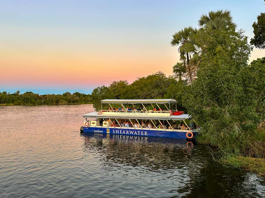 Victoria Falls: Sunset Cruise on the Zambezi River - Why the Zambezi is the right place for a sunset cruise