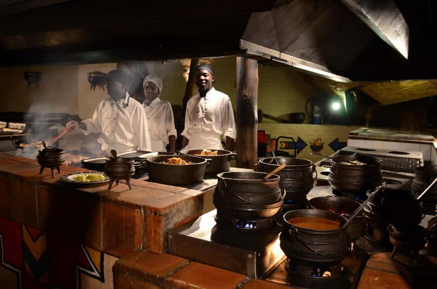 Victoria Falls: The Boma Dinner and Drum Show - Is $92 a fair price?