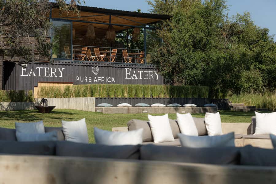 Victoria Falls: The Eatery Dinner Experience - Dietary needs, accessibility, and practical planning