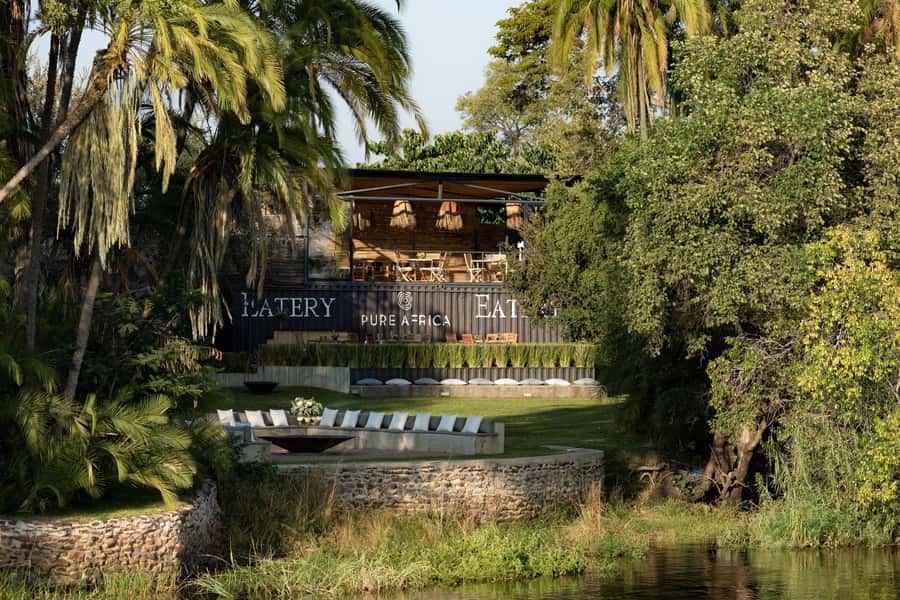 Victoria Falls: The Eatery Lunch Experience - Getting there from Victoria Falls