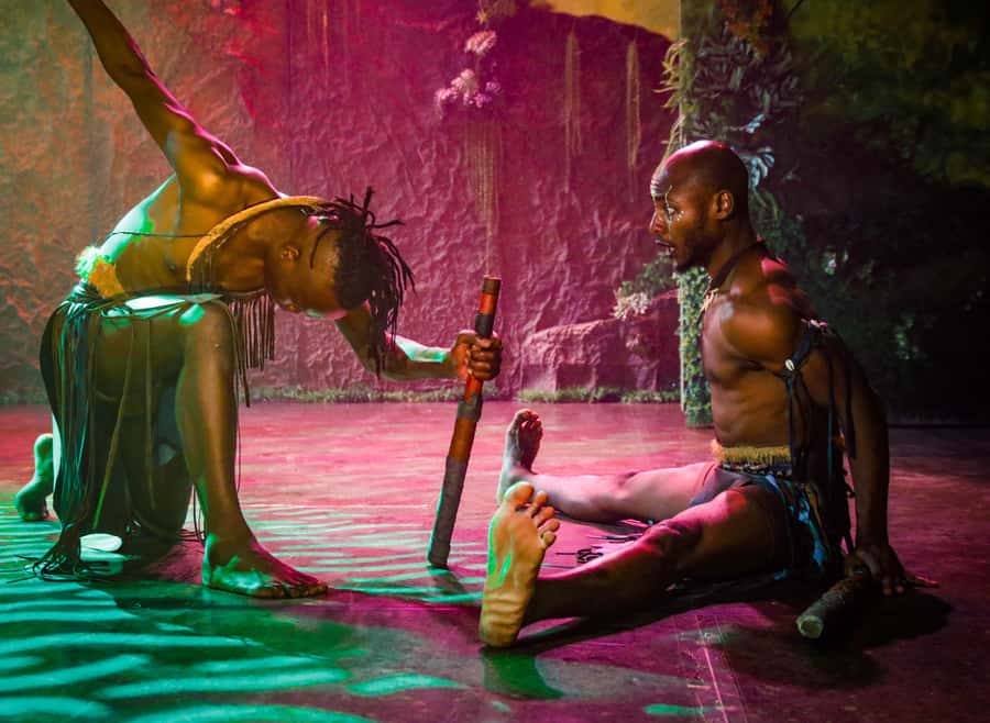 Victoria Falls:Theatre Simunye The Spirit of Africa,Zimbabwe - Following Bomani and Ndlovu