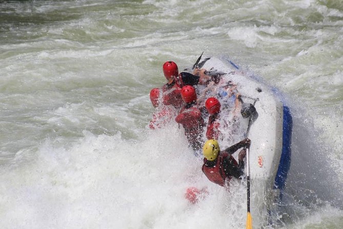 White Water Rafting in Zimbabwe - Reaching the river through steep, rocky ground