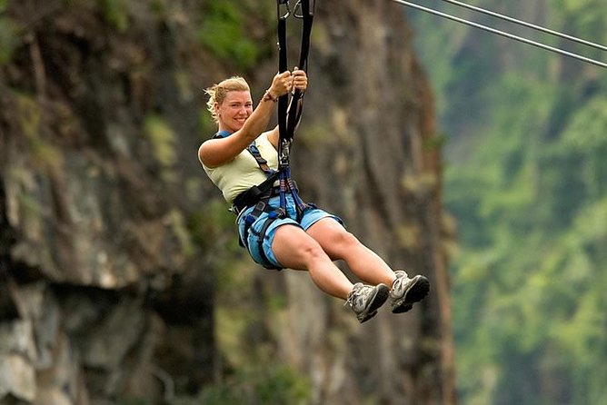 Zipline - Victoria Falls - The 425-Meter Crossing Above the Zambezi